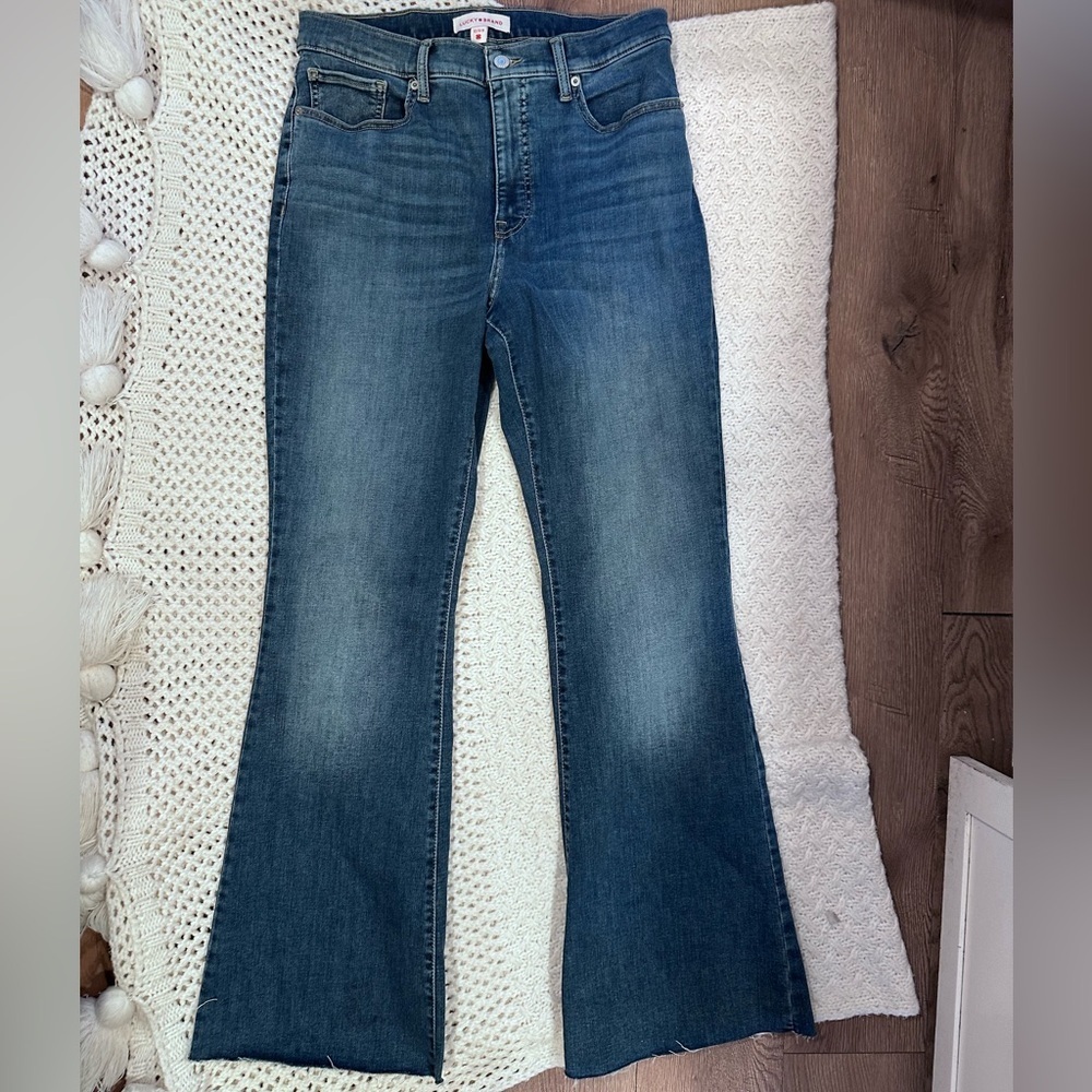 LUCKY 🍀 BRAND WOMENS 12/31R STEVIE HIHG RISE FLAREhigh Blue Jeans